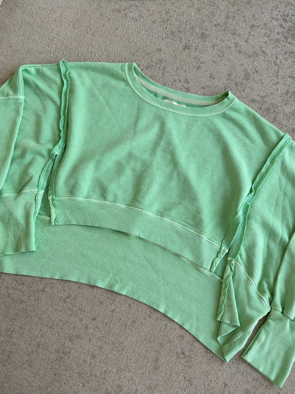 We the free Camden cropped sweatshirt fleece light green meadow NWOT top - Picture 5 of 7